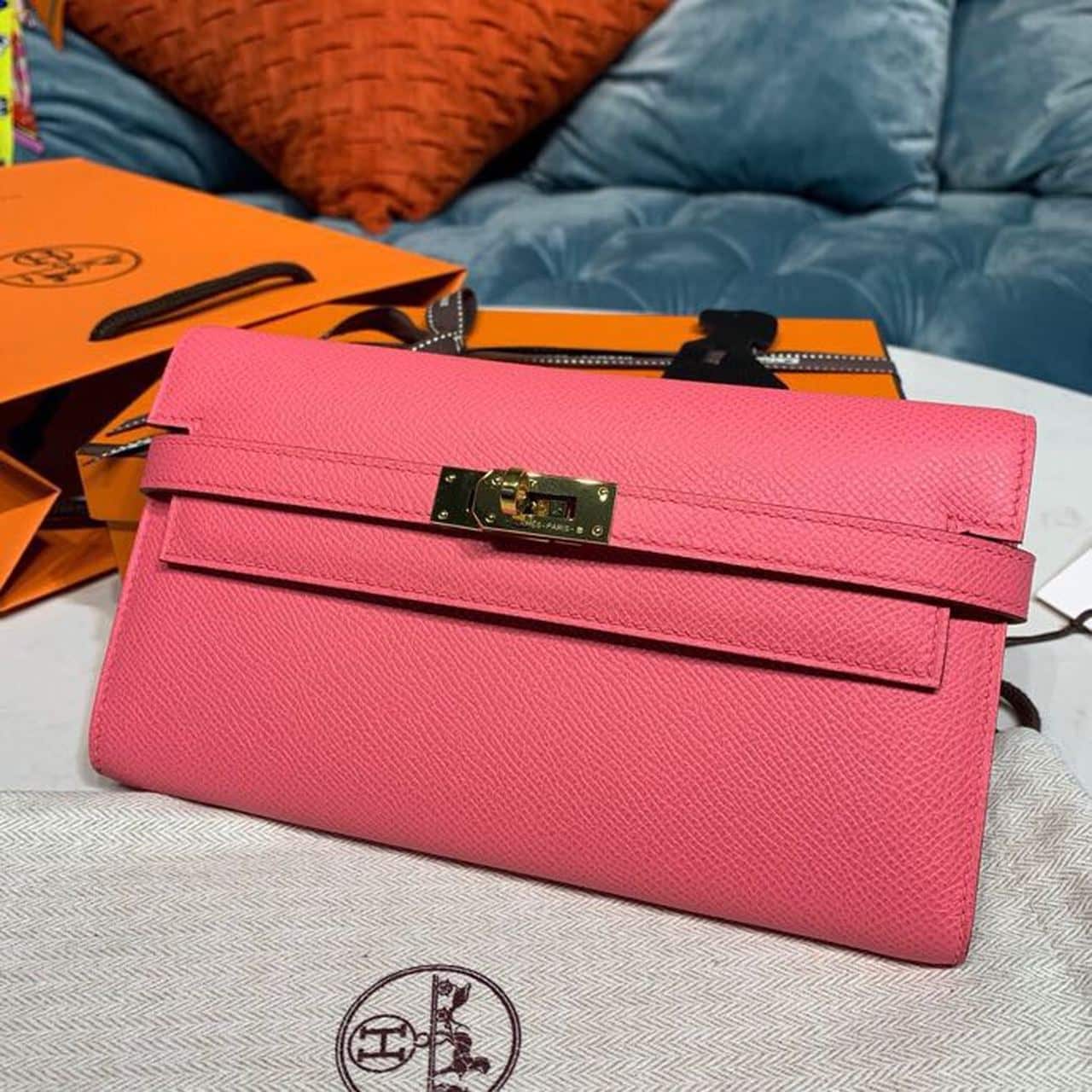 1:1 Replica Hermes Kelly Wallet To Go Woc Pink With Gold Toned Hardware Bag For Women 8.2in/21cm - Image 4