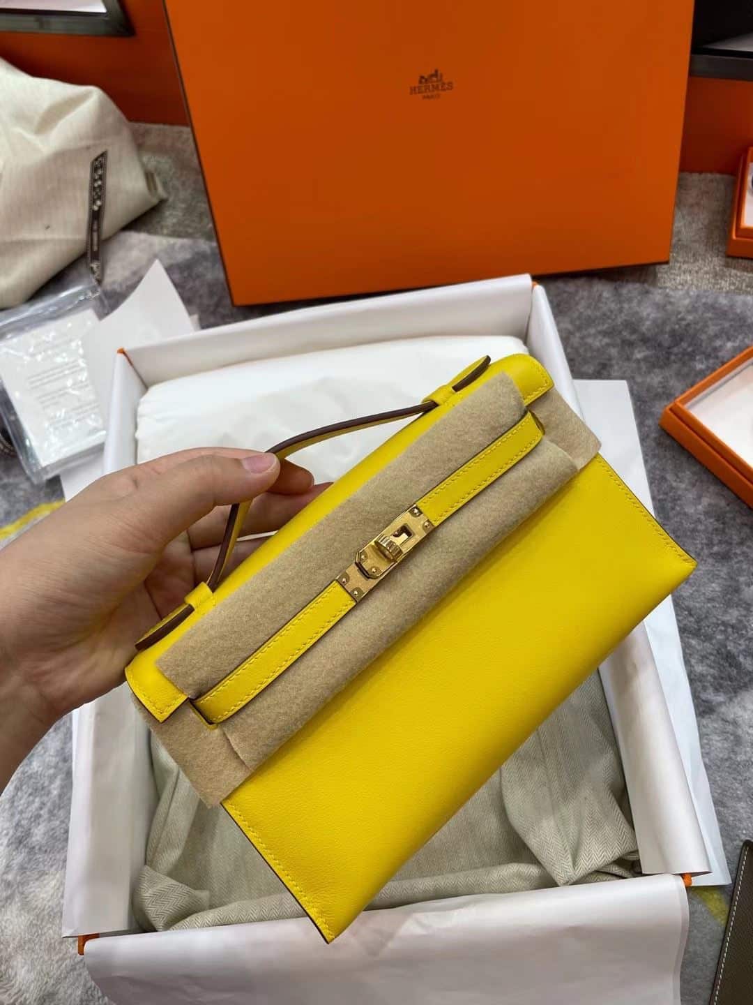1:1 Replica Hermes Mini Kelly KP Pochette Black/Light Brown/Pink/Yellow/White For Women 22cm / 8.7in - Image 13