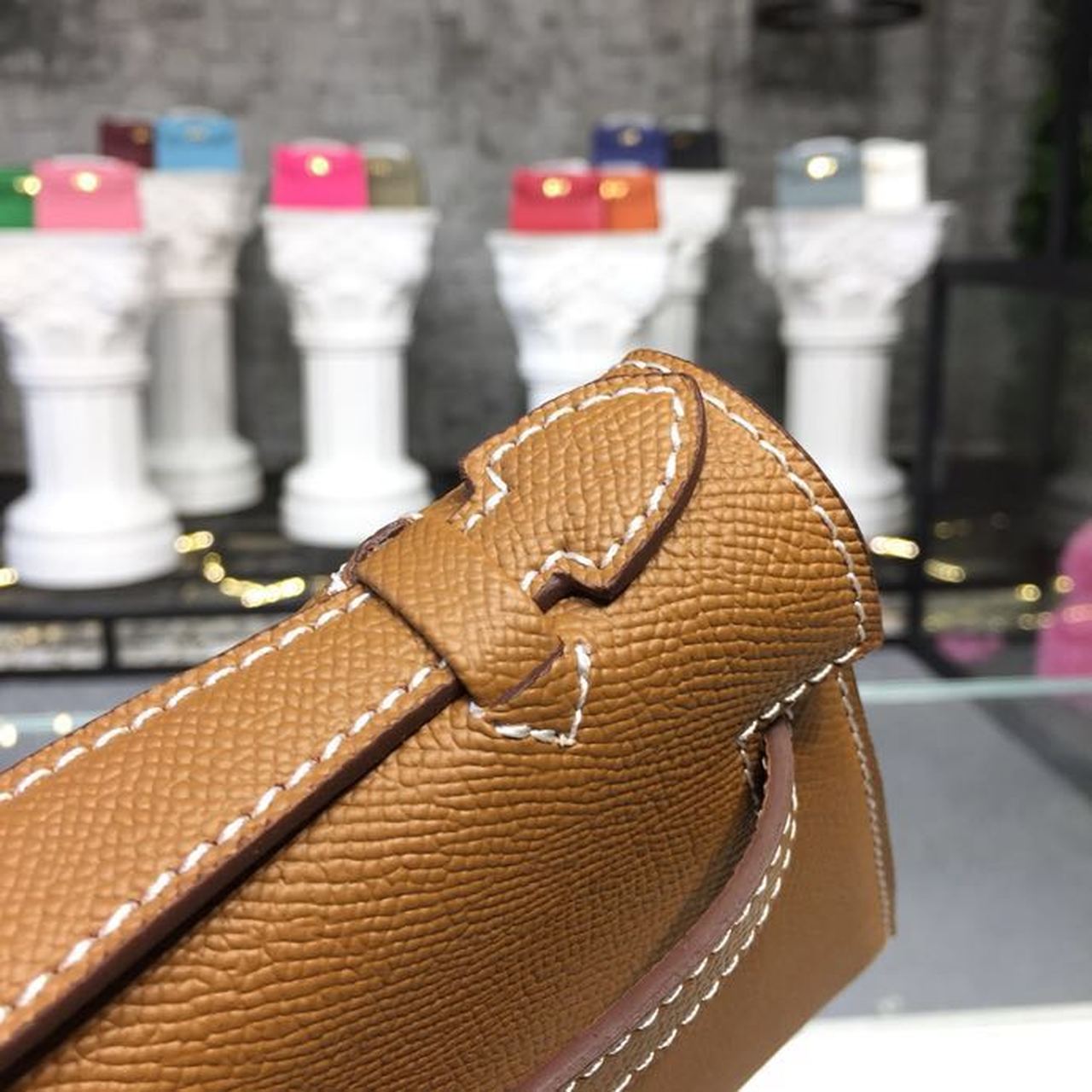 1:1 Replica Hermes Mini Kelly KP Pochette Gold For Women Hermes Mini Kelly KP Pochette Gold For Women Gold Toned Hardware 8.7in/22cm8.7in/22cm - Image 7