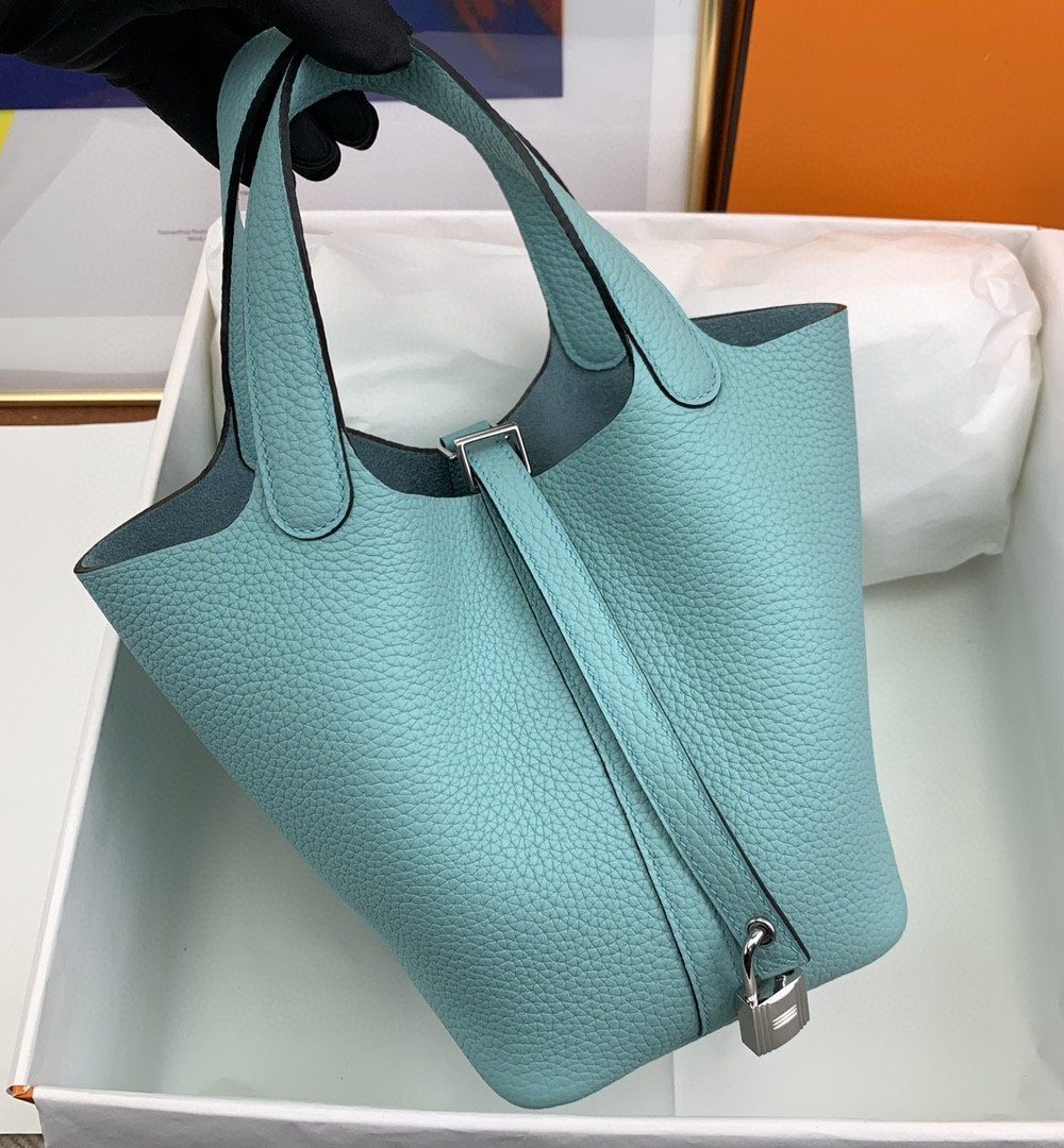 1:1 Replica Hermes Picotin Lock 18 Bag Light Blue With Silver-Toned Hardware For Women, Women's Handbags 7.1in/18cm