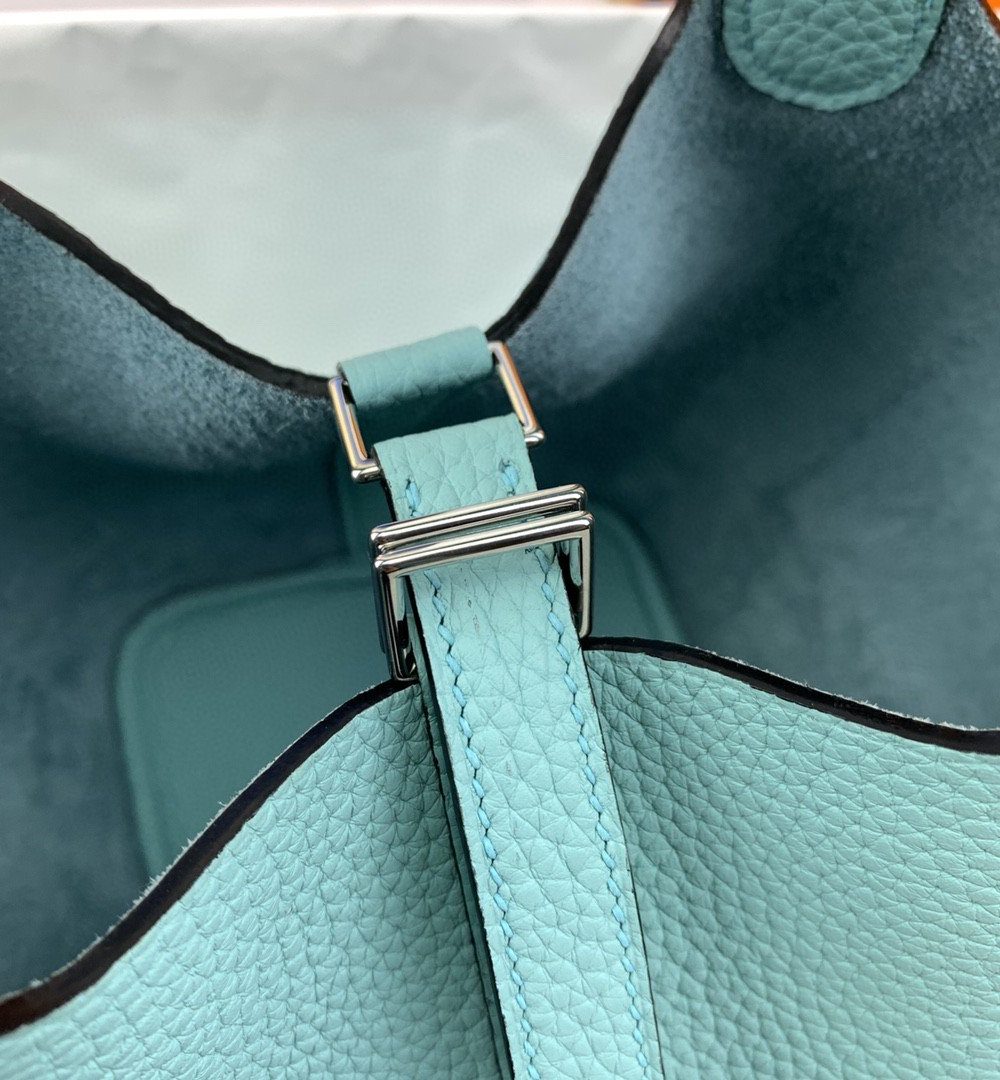 1:1 Replica Hermes Picotin Lock 18 Bag Light Blue With Silver-Toned Hardware For Women, Women's Handbags 7.1in/18cm