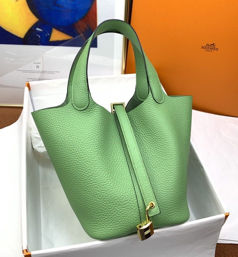 1:1 Replica Hermes Picotin Lock 18 Bag Light Green With Gold-Toned Hardware For Women, Women's Handbags 7.1in/18cm