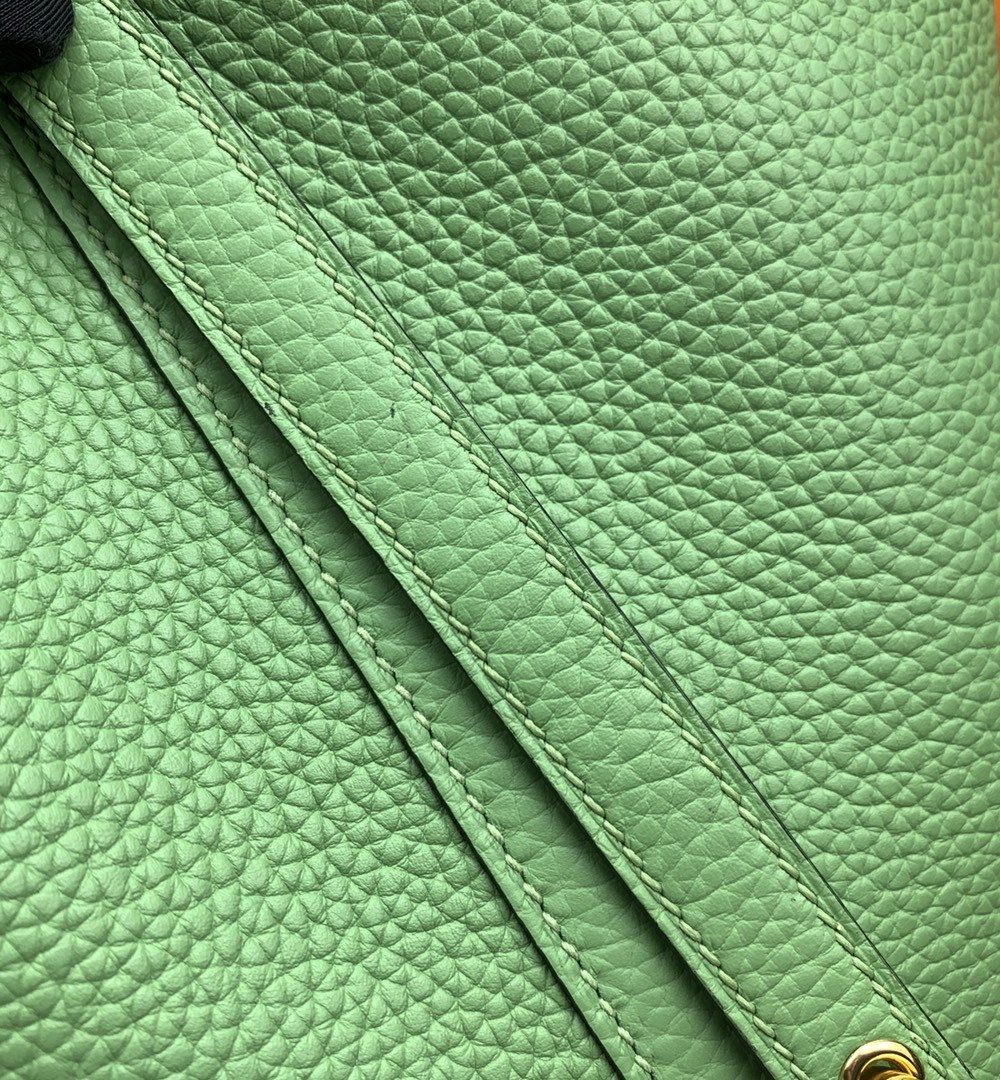 1:1 Replica Hermes Picotin Lock 18 Bag Light Green With Gold-Toned Hardware For Women, Women's Handbags 7.1in/18cm