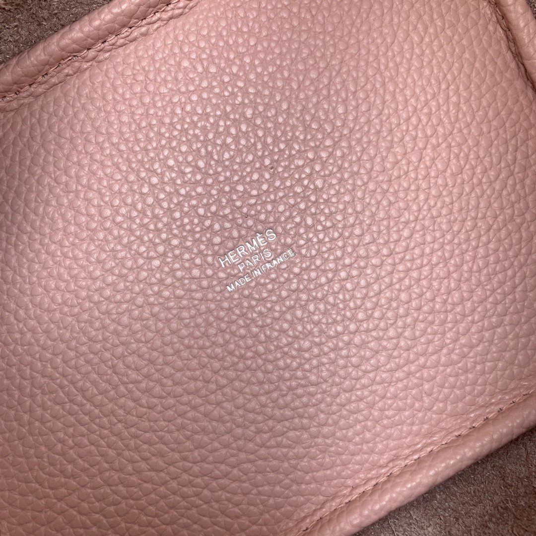 1:1 Replica Hermes Picotin Lock 18 Bag Light Pink With Silver-Toned Hardware For Women, Women's Handbags 7.1in/18cm - Image 5