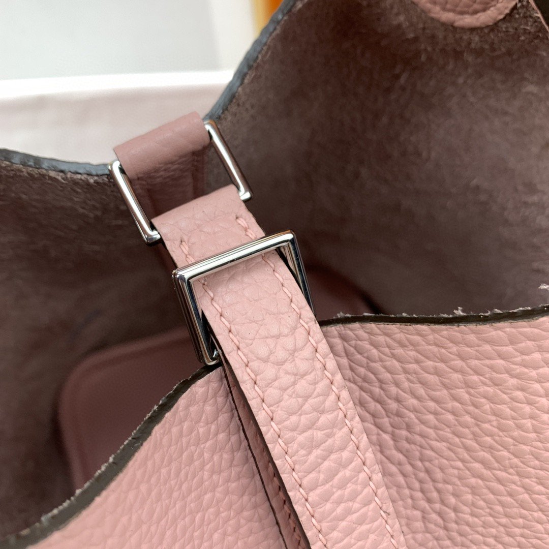 1:1 Replica Hermes Picotin Lock 18 Bag Light Pink With Silver-Toned Hardware For Women, Women's Handbags 7.1in/18cm - Image 3