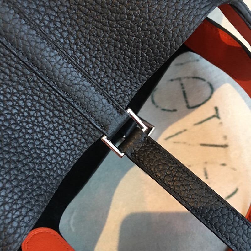 1:1 Replica Hermes Picotin Lock 18 Black Clemence Palladium Hardware For Women 7.5in/19cm - Image 6