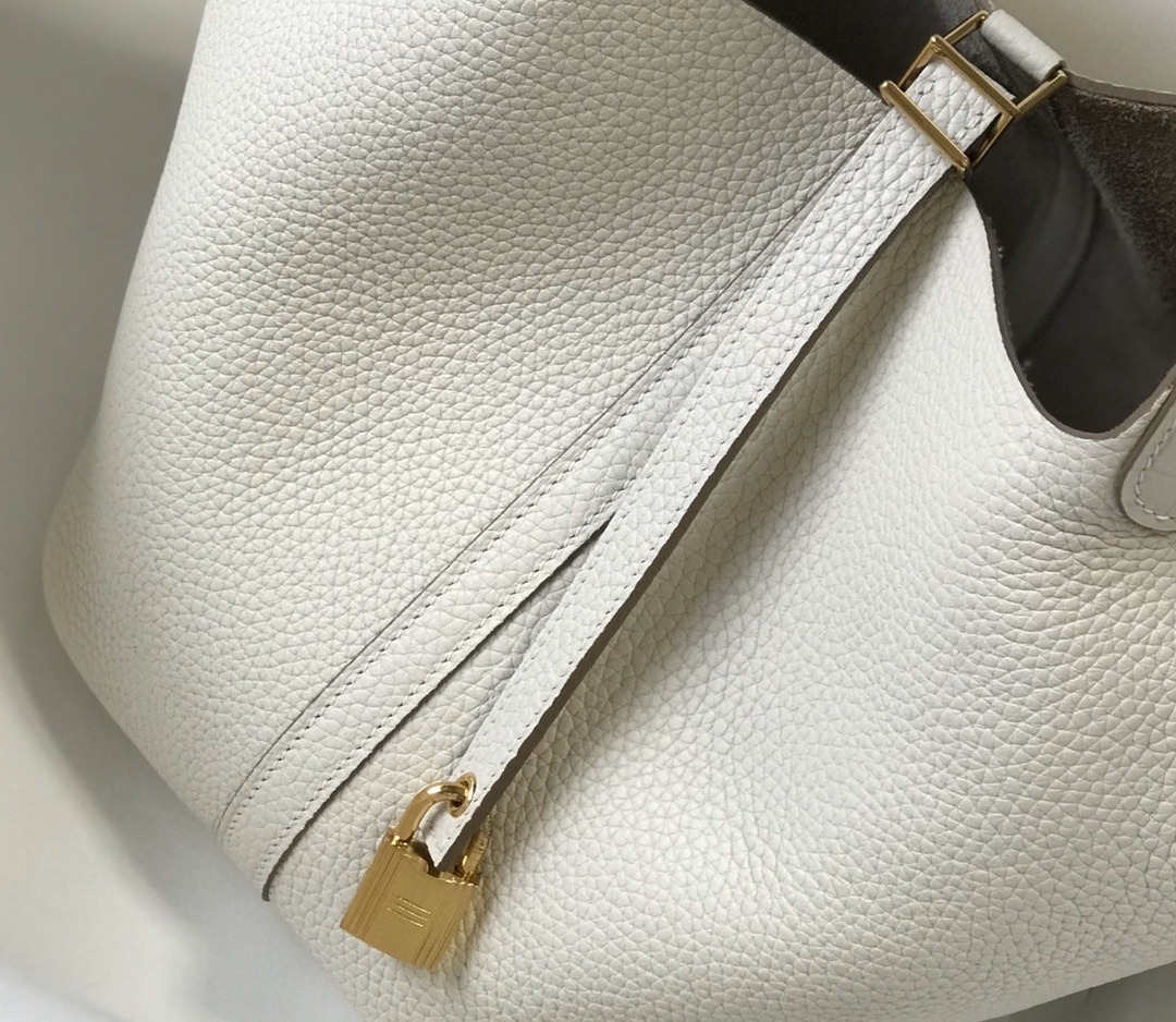 1:1 Replica Hermes Picotin Lock 18 White Bag With Gold-Toned Hardware For Women, Women's Handbags 7.1in/18cm - Image 8