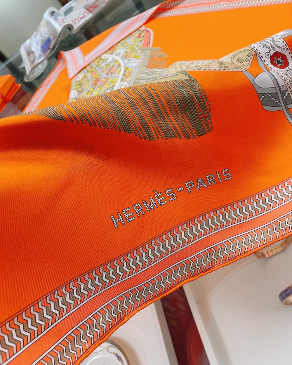 Hermes Selle des Steppes Orange Square Scarf 90cm/35in 