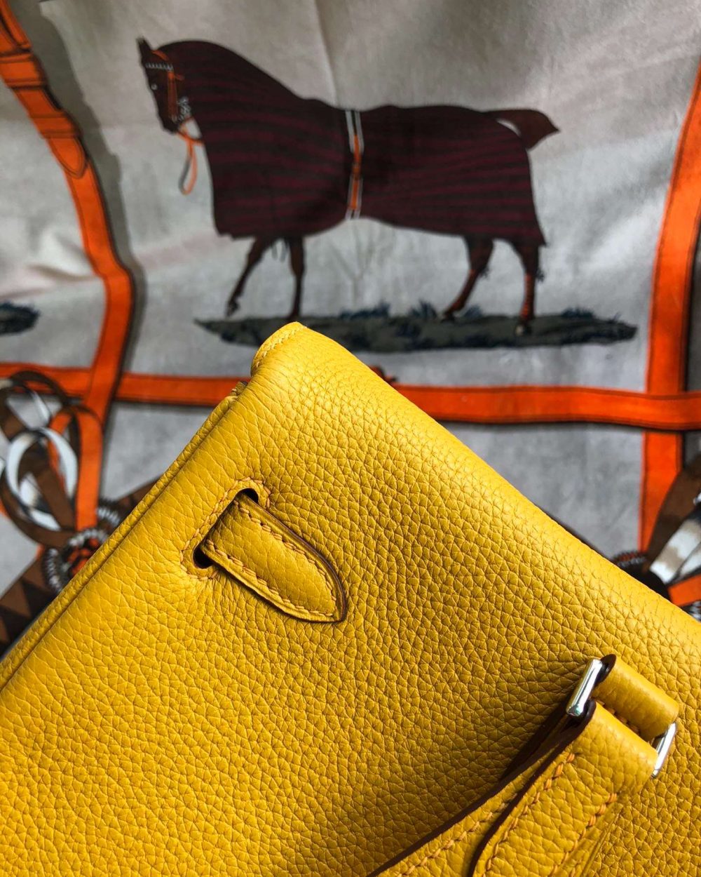 1:1 Replica Kelly Danse II Bag Swift Yellow/Black/Brown/Pink/Red For Women 22cm / 8.7in