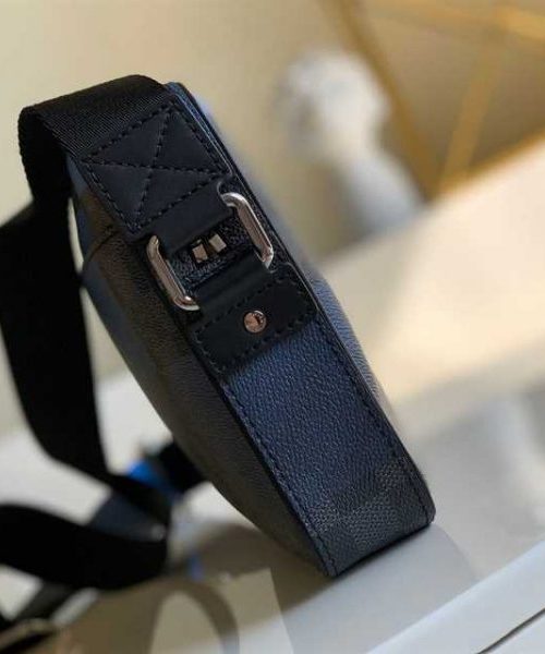 LC105 - Louis Vuitton Women’s Fashion Bag 