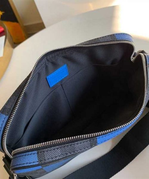 LC105 - Louis Vuitton Women’s Fashion Bag 