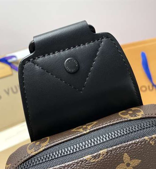 LC112 - Louis Vuitton Women’s Fashion Bag 