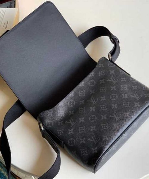 LC118 - Louis Vuitton Women’s Fashion Bag 