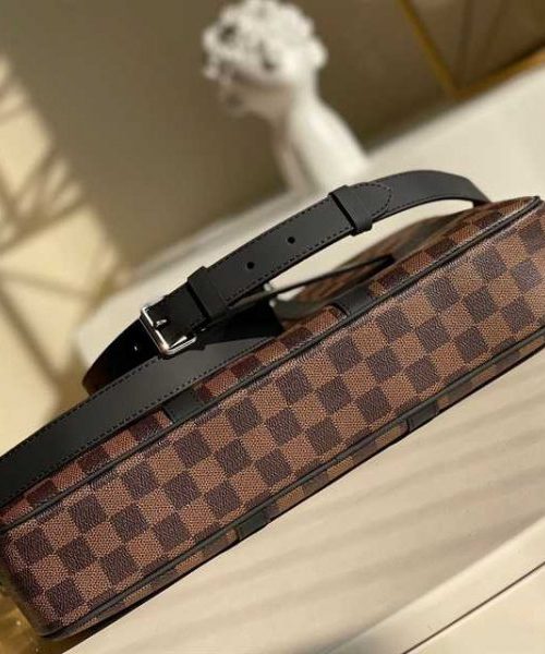 LC128 - Louis Vuitton Women’s Fashion Bag 