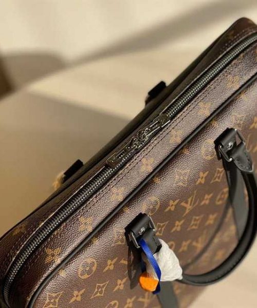 LC129 - Louis Vuitton Women’s Fashion Bag 