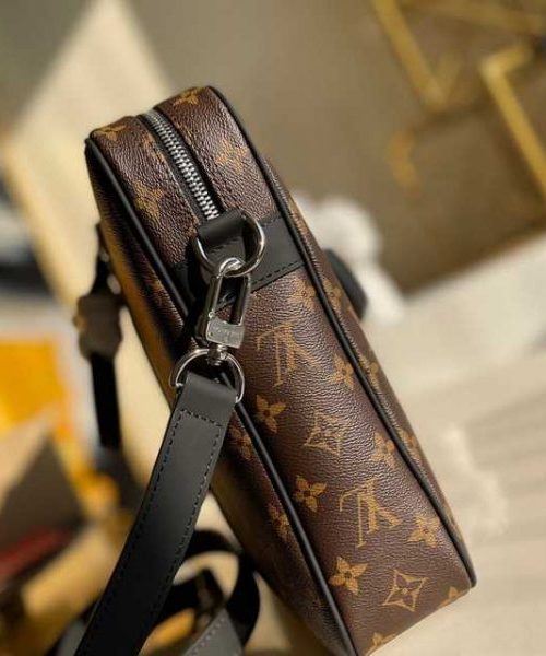 LC129 - Louis Vuitton Women’s Fashion Bag 