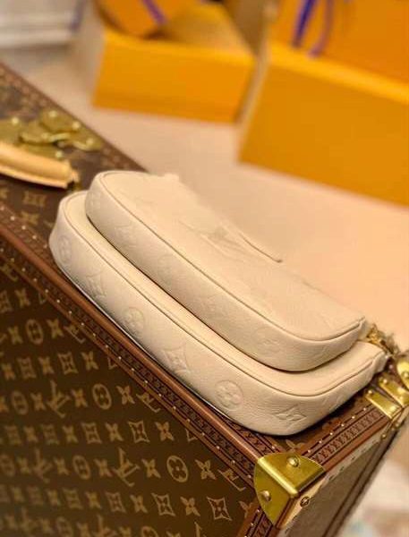 LC176 - Louis Vuitton Women’s Fashion Bag 