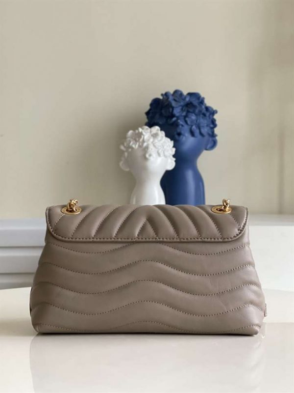 LC178 - Louis Vuitton Women’s Fashion Bag - Image 3