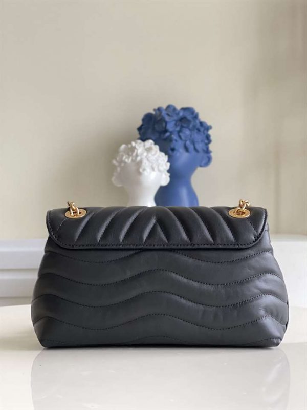 LC179 - Louis Vuitton Women’s Fashion Bag - Image 4