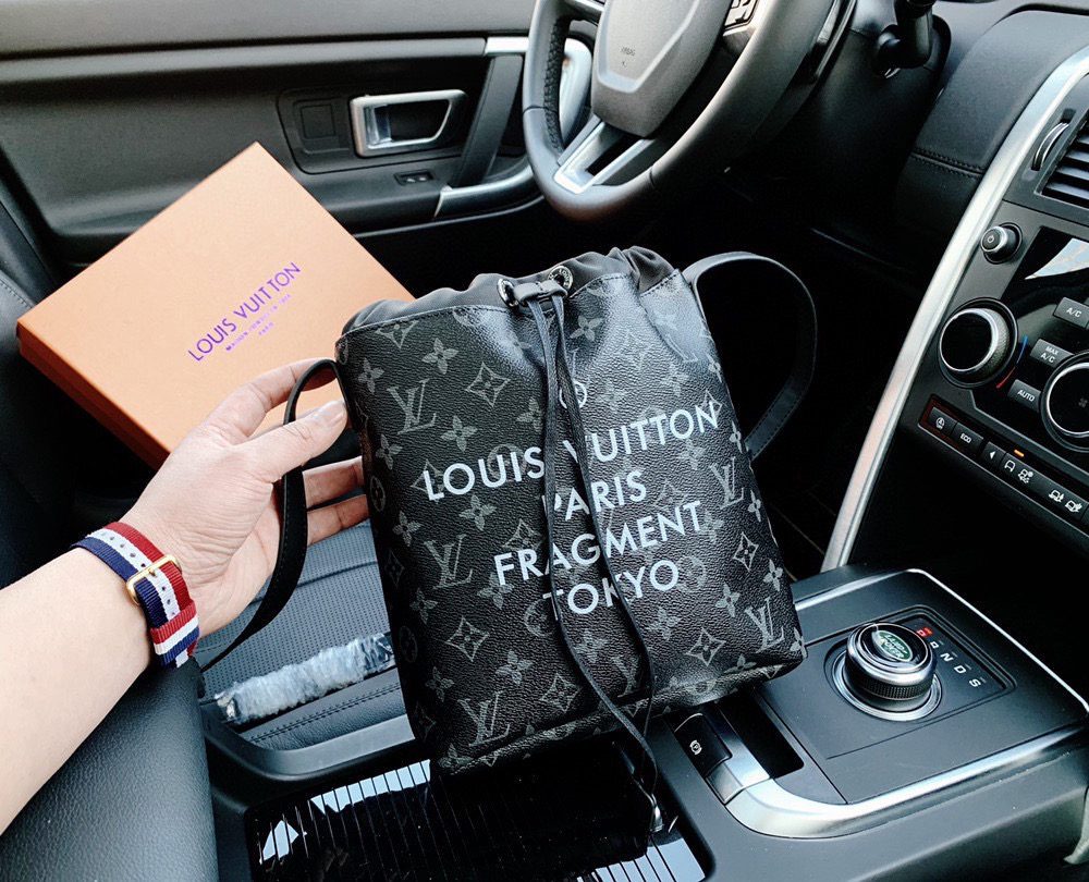 LC267 - Louis Vuitton Fashion Bag