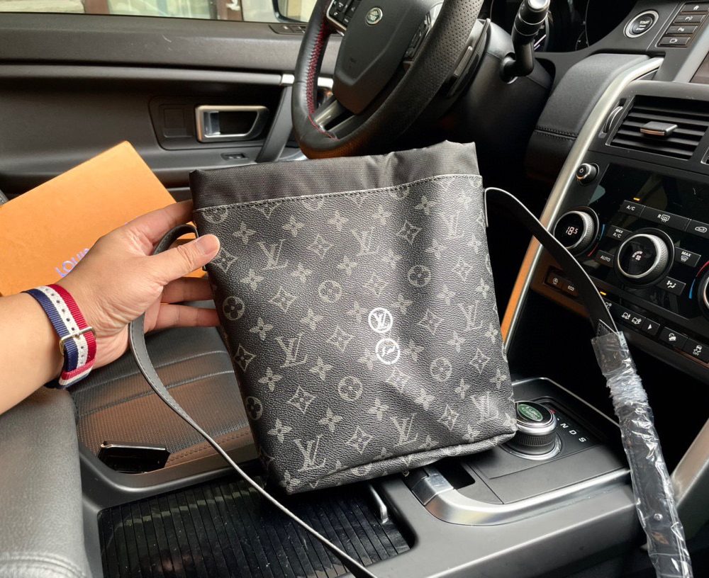 LC267 - Louis Vuitton Fashion Bag