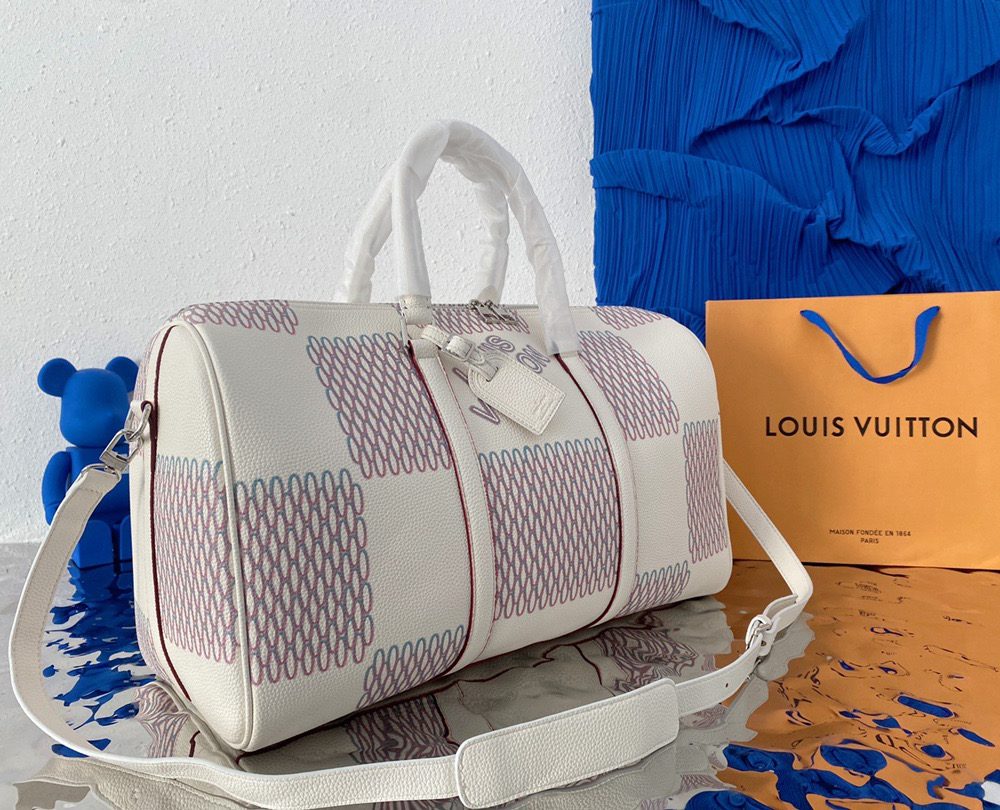 LC276 - Louis Vuitton Fashion Bag