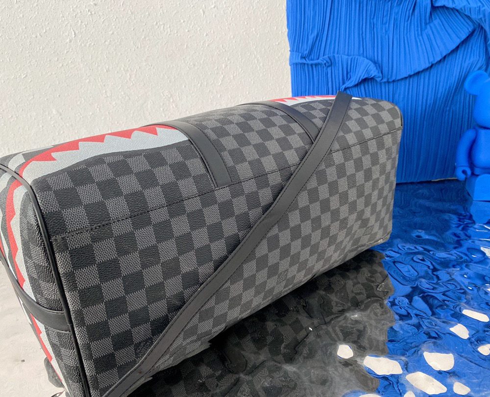 LC277 - Louis Vuitton Black Fashion Bag