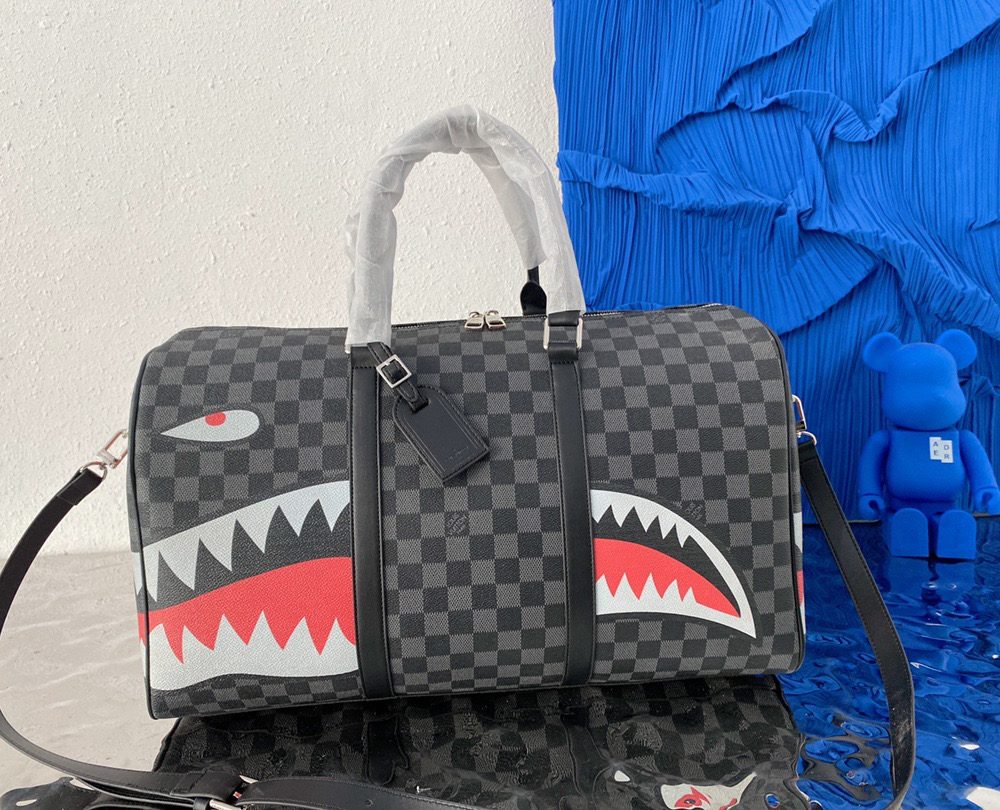 LC277 - Louis Vuitton Black Fashion Bag