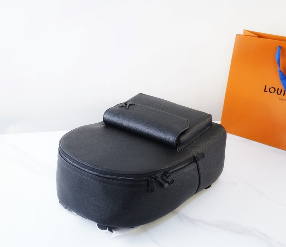 LC281 - Louis Vuitton Fashion Bag