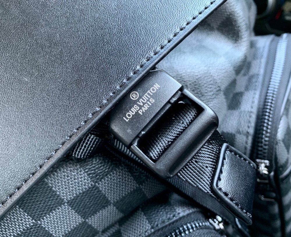 LC286 - Louis Vuitton Fashion Bag