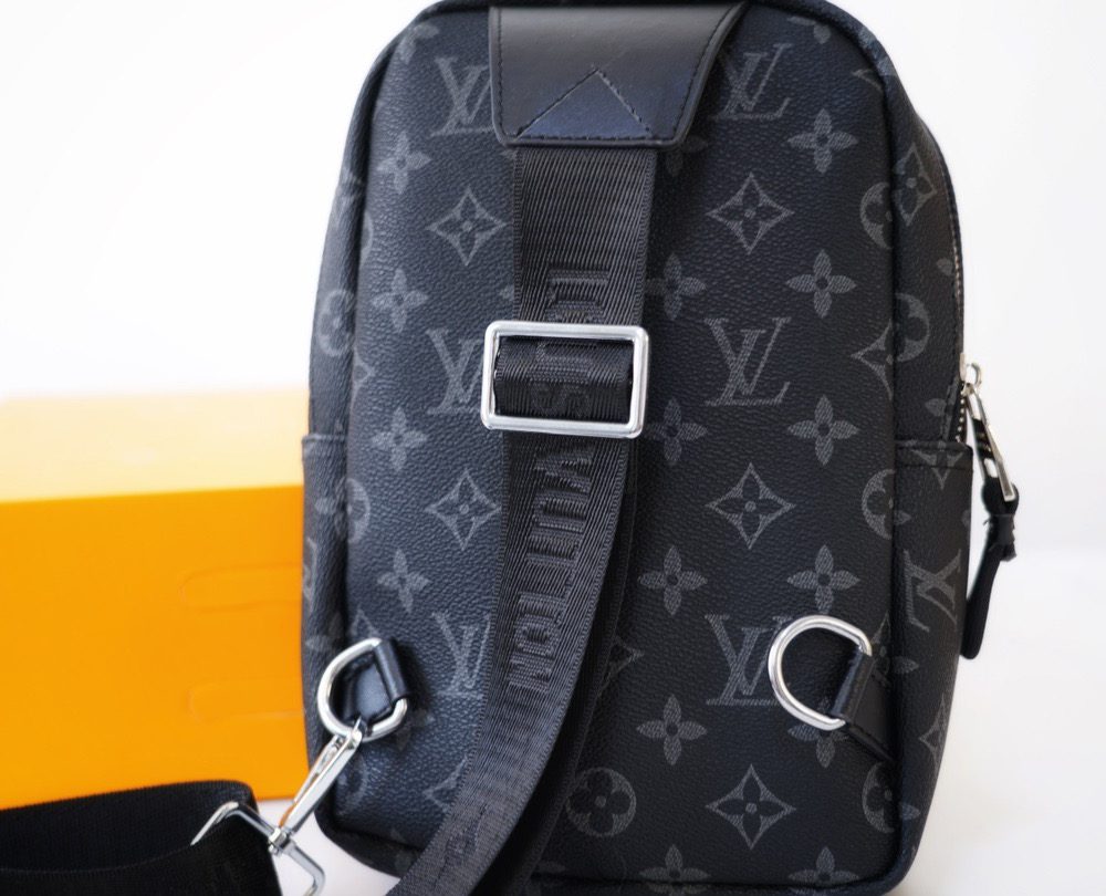 LC287 - Louis Vuitton Black Fashion Bag