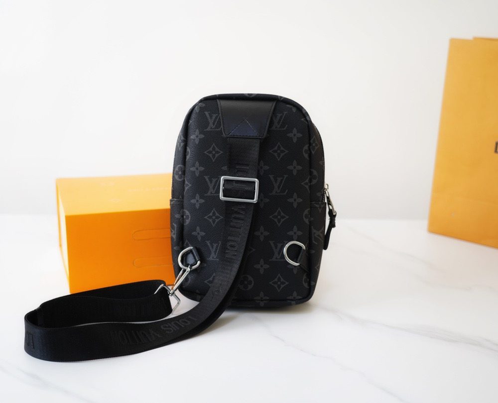LC287 - Louis Vuitton Black Fashion Bag