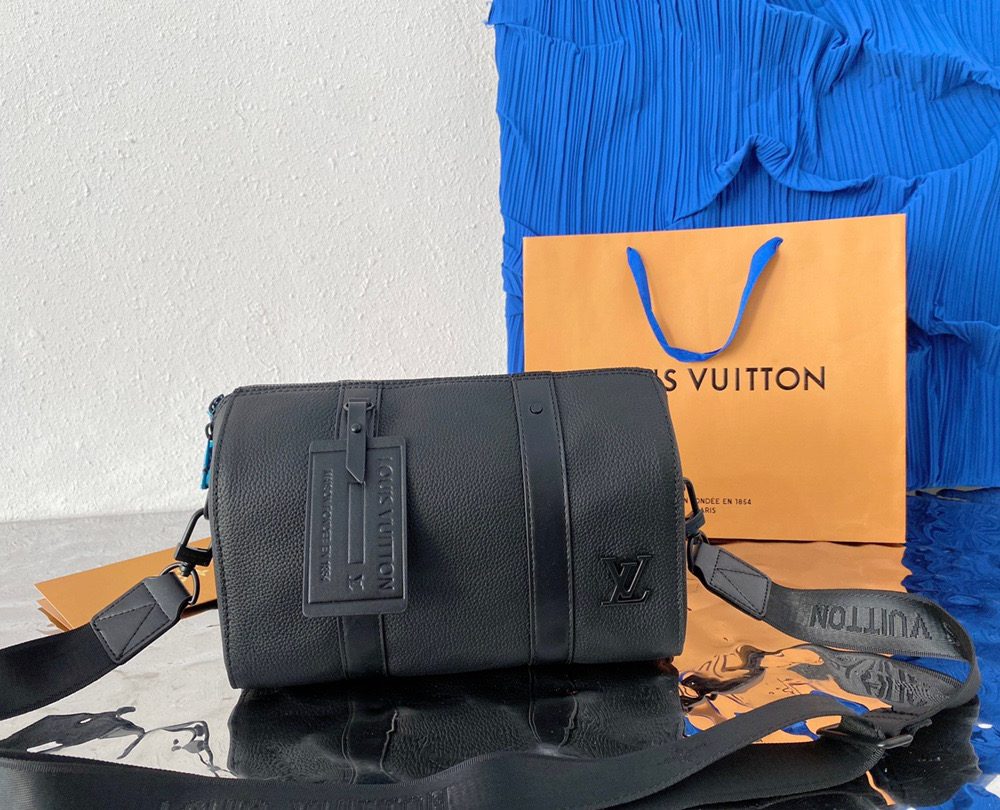 LC291 - Louis Vuitton Black Fashion Bag