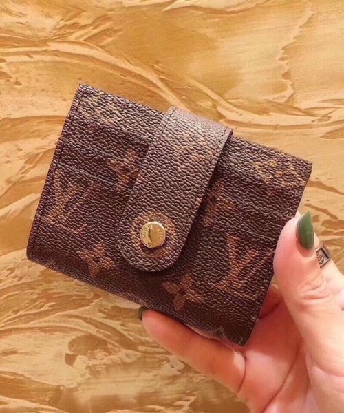 LC53 - Louis Vuitton Women's Fashion Bag