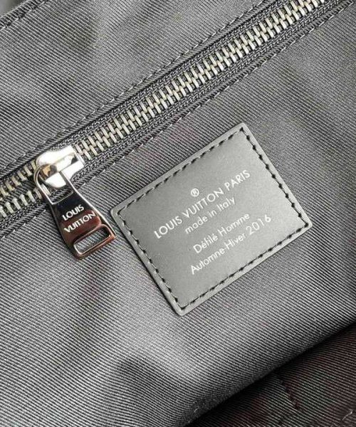 LC57 - Louis Vuitton Women’s Fashion Bag 