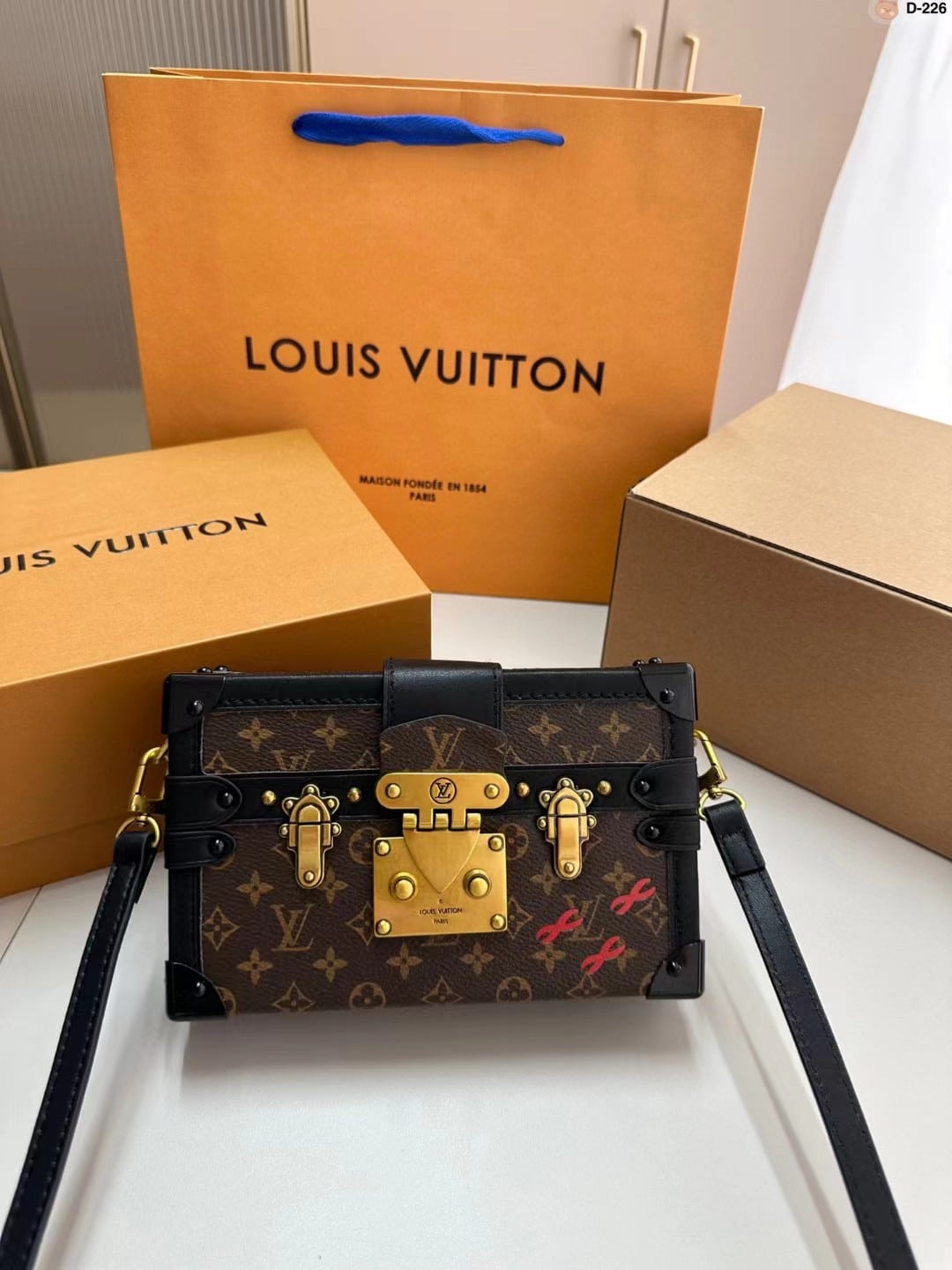 LC572 – Women’s Fashion Bag - Image 8