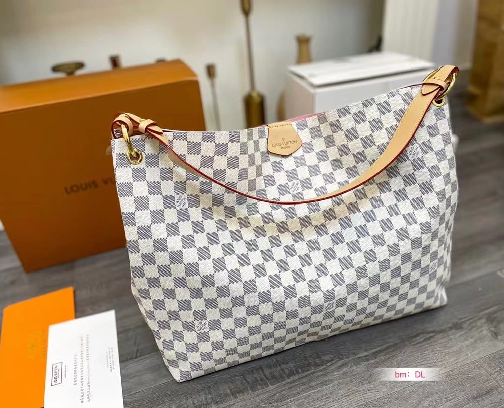 LC573 – Women’s Fashion Bag