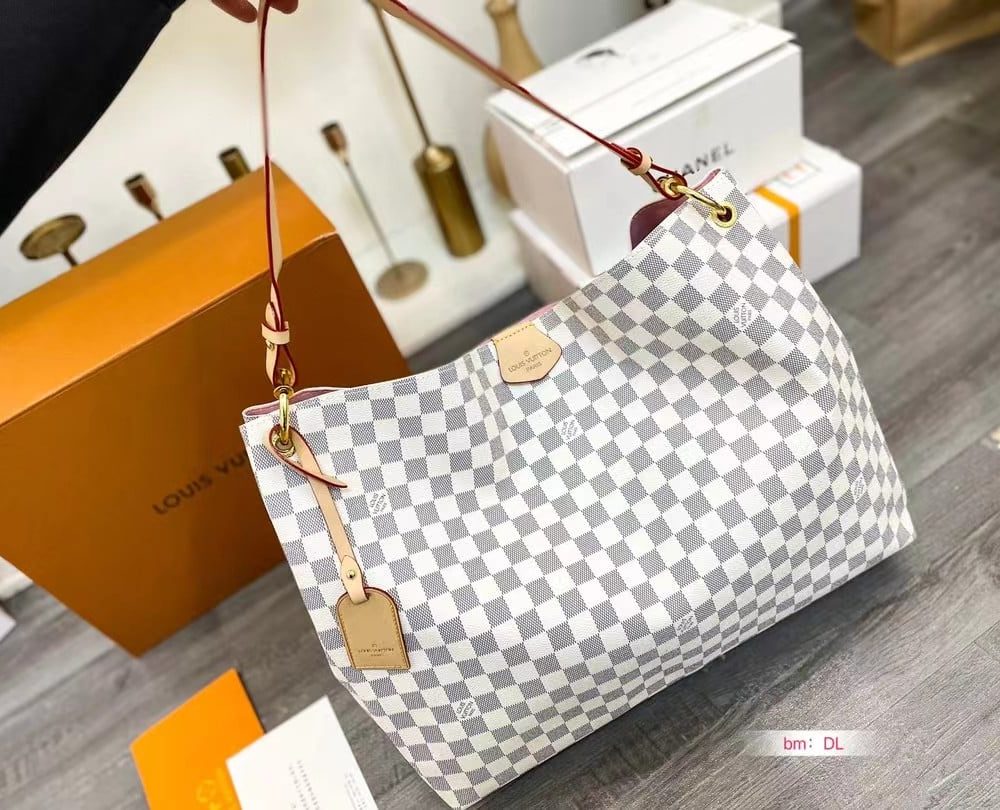 LC573 – Women’s Fashion Bag