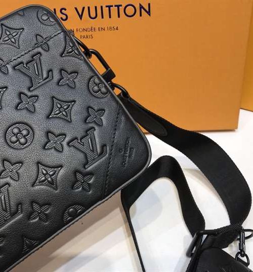 LC59 - Louis Vuitton Women’s Fashion Bag 