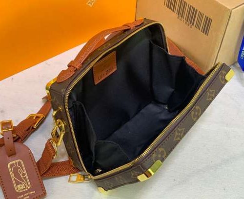 LC62 - Louis Vuitton Women’s Fashion Bag