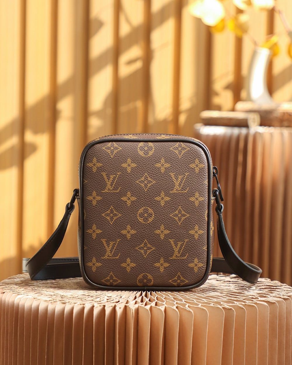 LC711 – Louis Vuitton ??????????? M69404 Top Quality