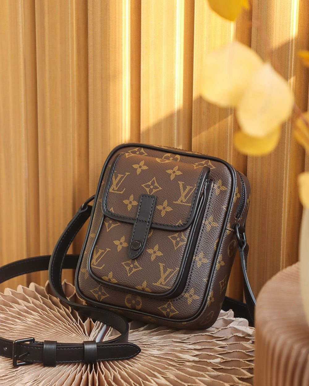 LC711 – Louis Vuitton ??????????? M69404 Top Quality
