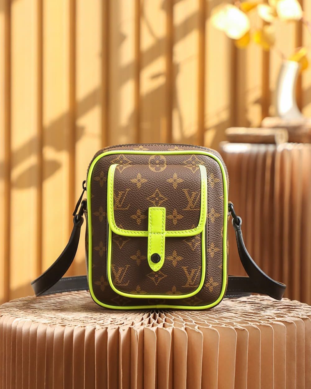 LC712 – Louis Vuitton ??????????? M69404 Top Quality