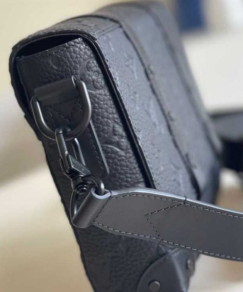 LC77 - Louis Vuitton Women’s Fashion Bag 