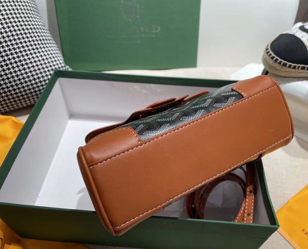 LC91 - Louis Vuitton Women’s Fashion Bag