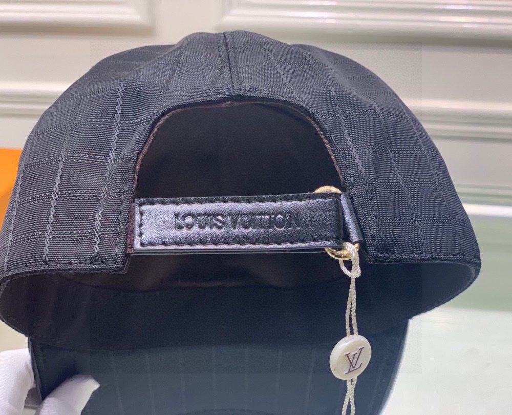 Louis Vuitton Be My Cap Black LV Cap