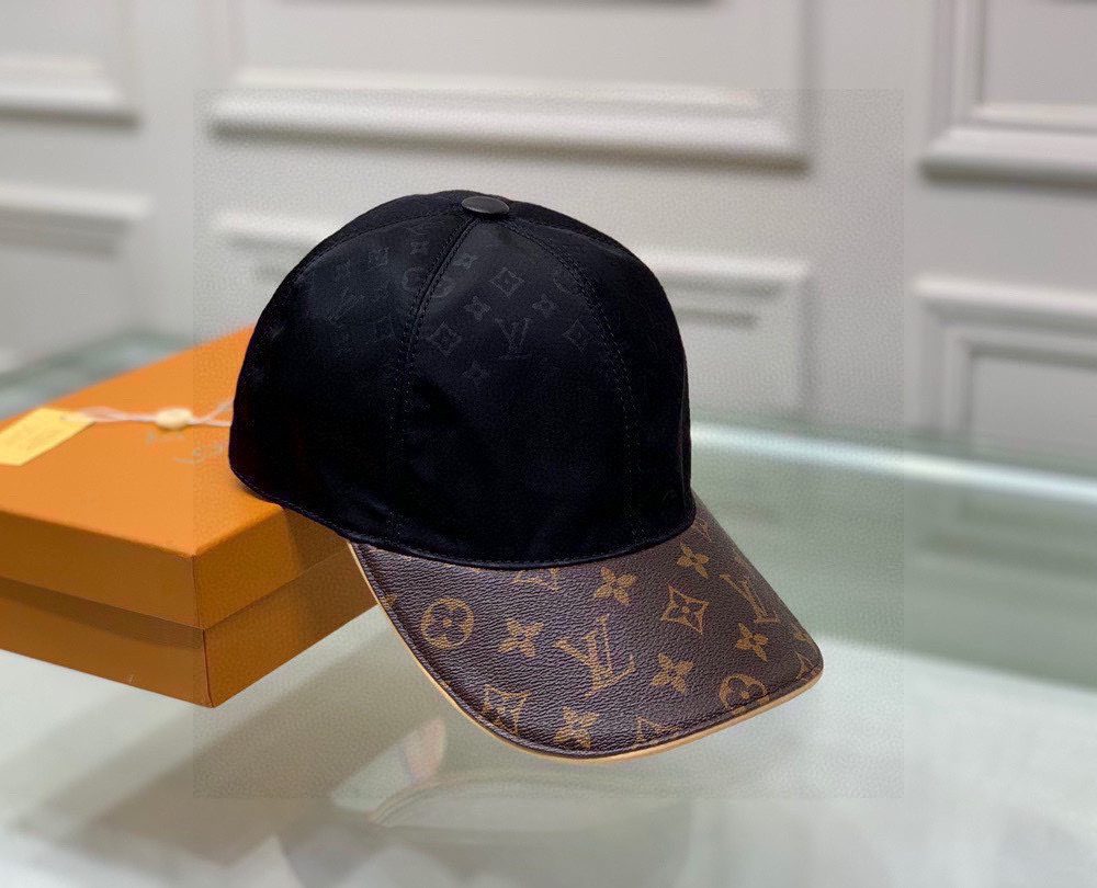 Louis Vuitton Be My Cap Black LV Cap