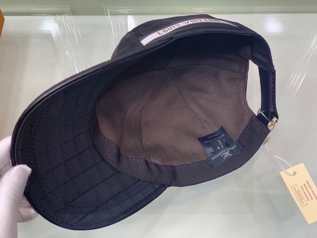Louis Vuitton Be My Cap Black LV Cap - Image 8