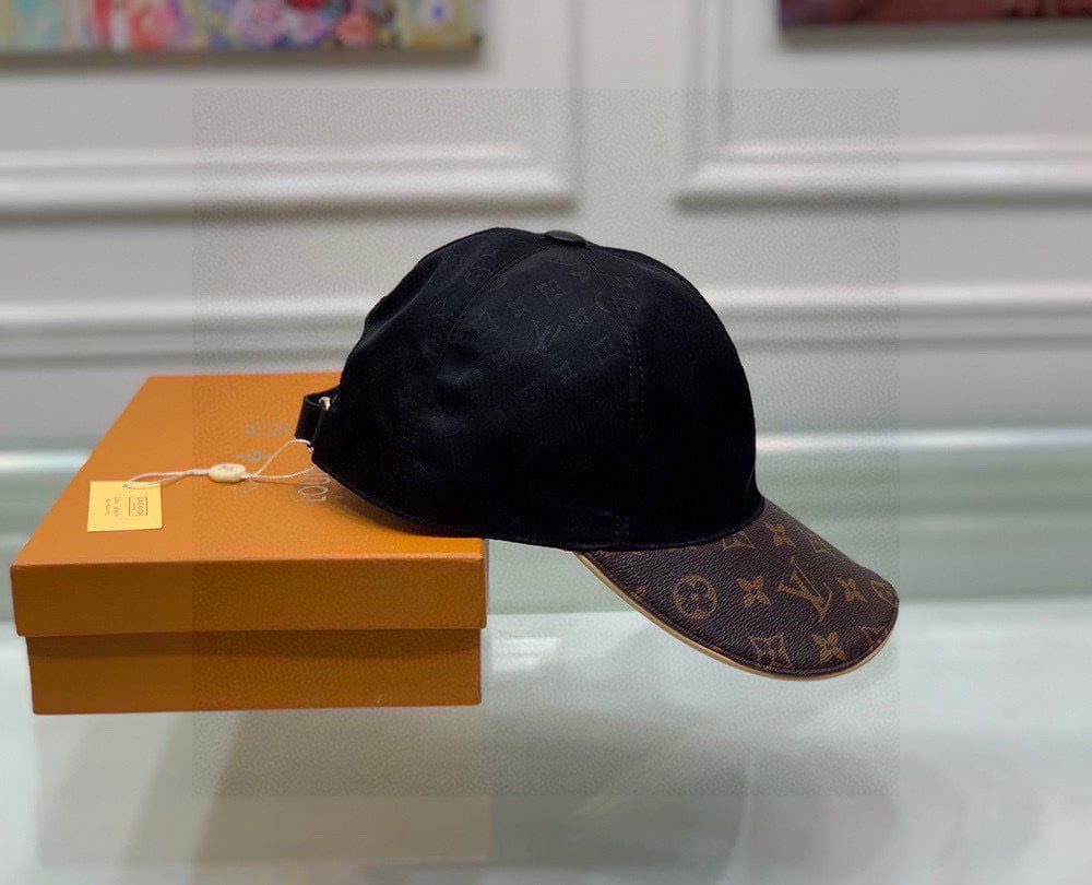 Louis Vuitton Be My Cap Black LV Cap
