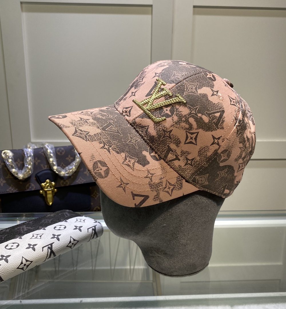 Louis Vuitton Be My Cap In Pink